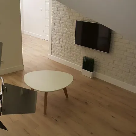 Apartment Inversion Holiday Pl 1 *